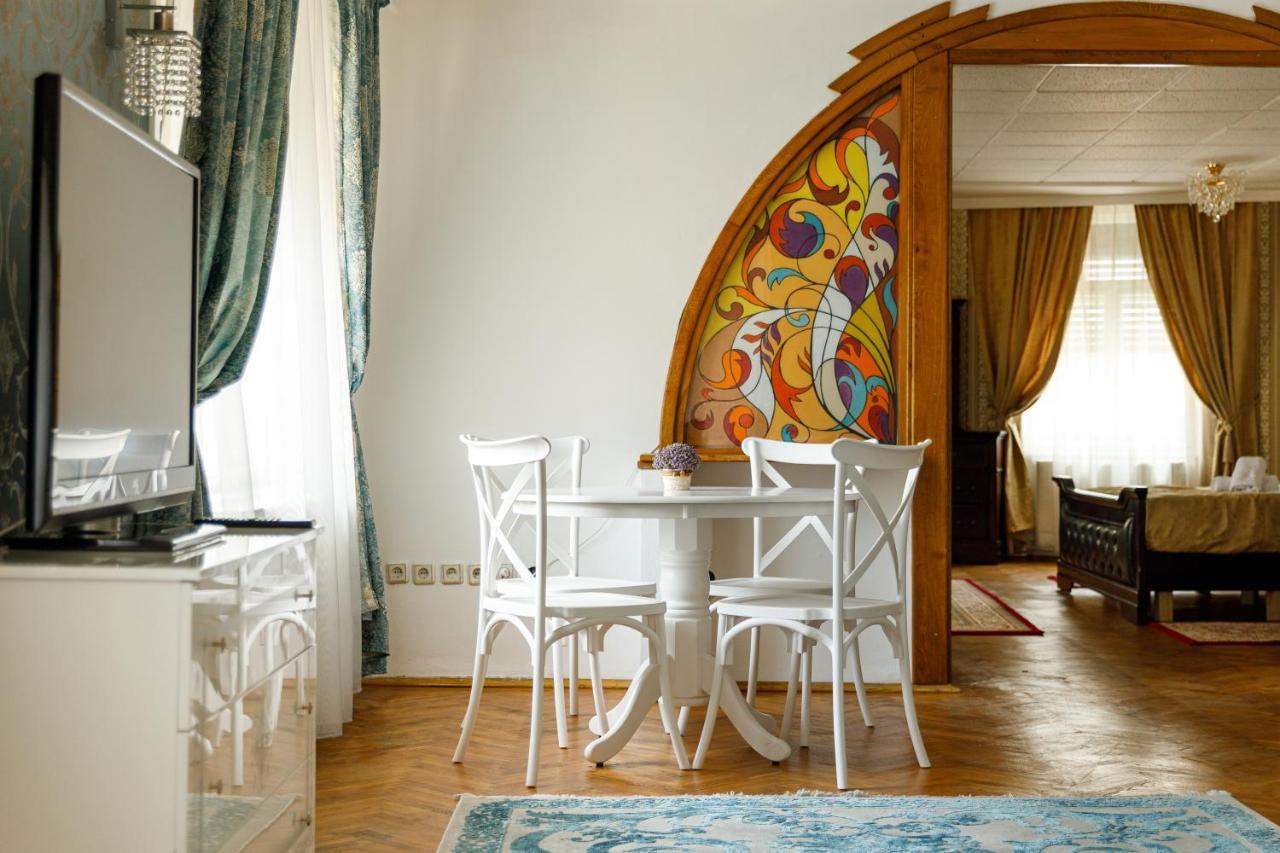 Imperial Boutique Apartment Brasov Bagian luar foto