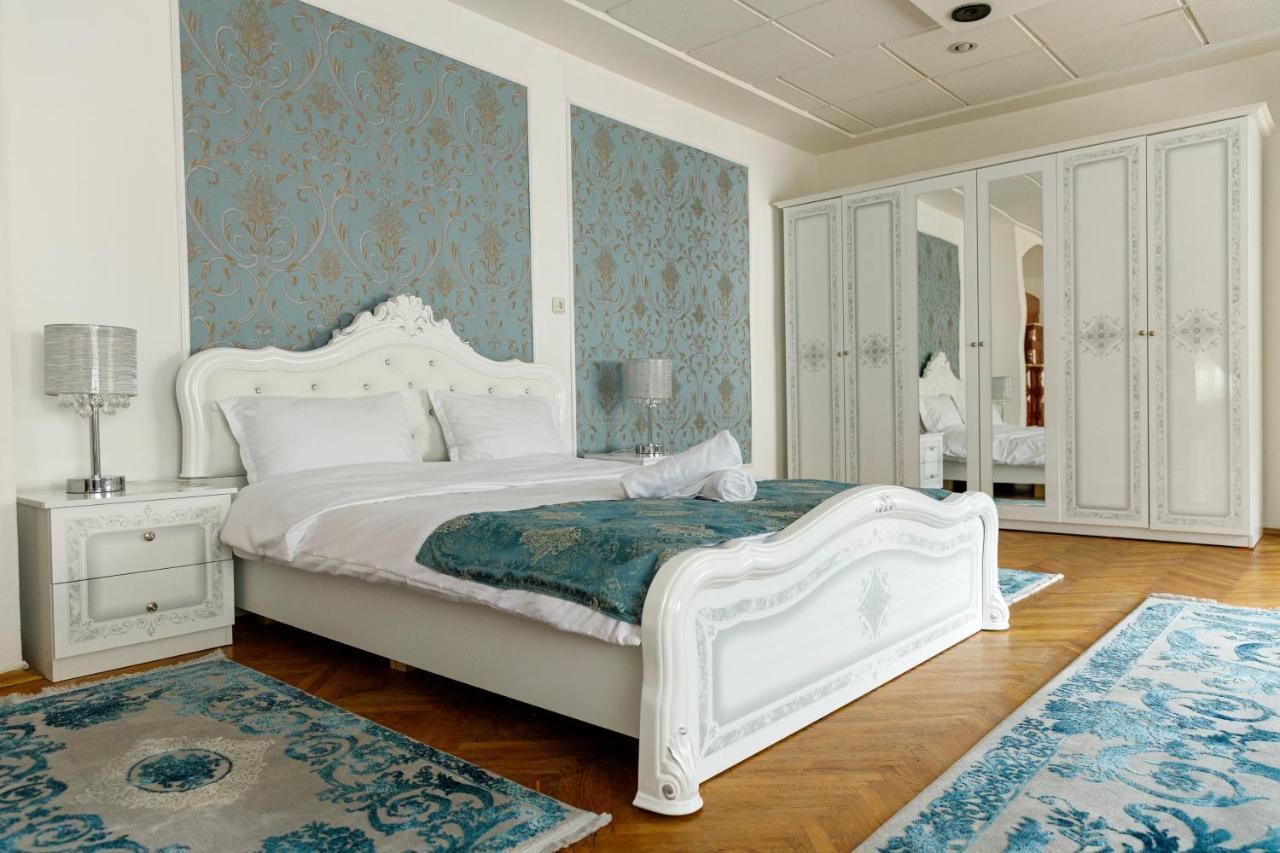 Imperial Boutique Apartment Brasov Bagian luar foto